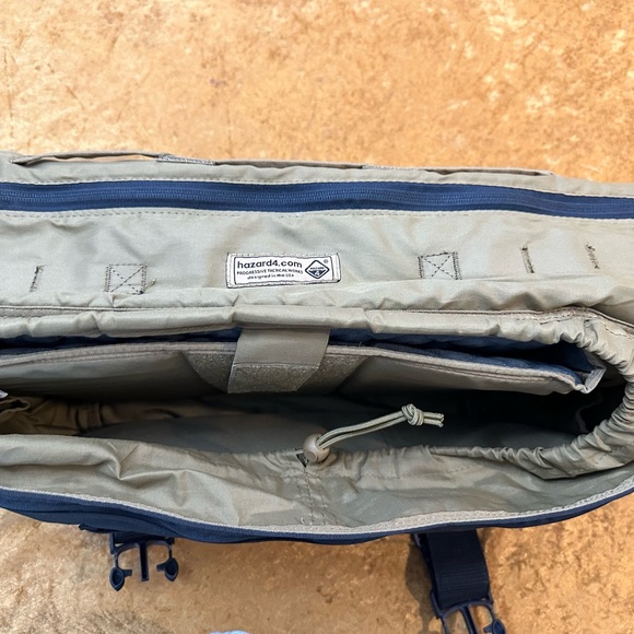HAZARD 4. Defense Courier bag. - Picture 5 of 6